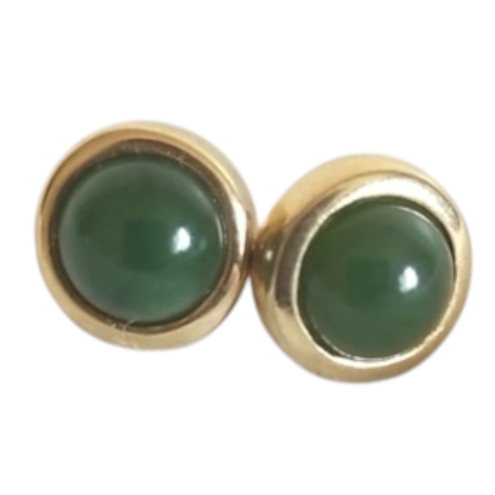 Vintage Avon 70s Jade Earrings Green Gold tone Small post 
Length: 5/16 Inches